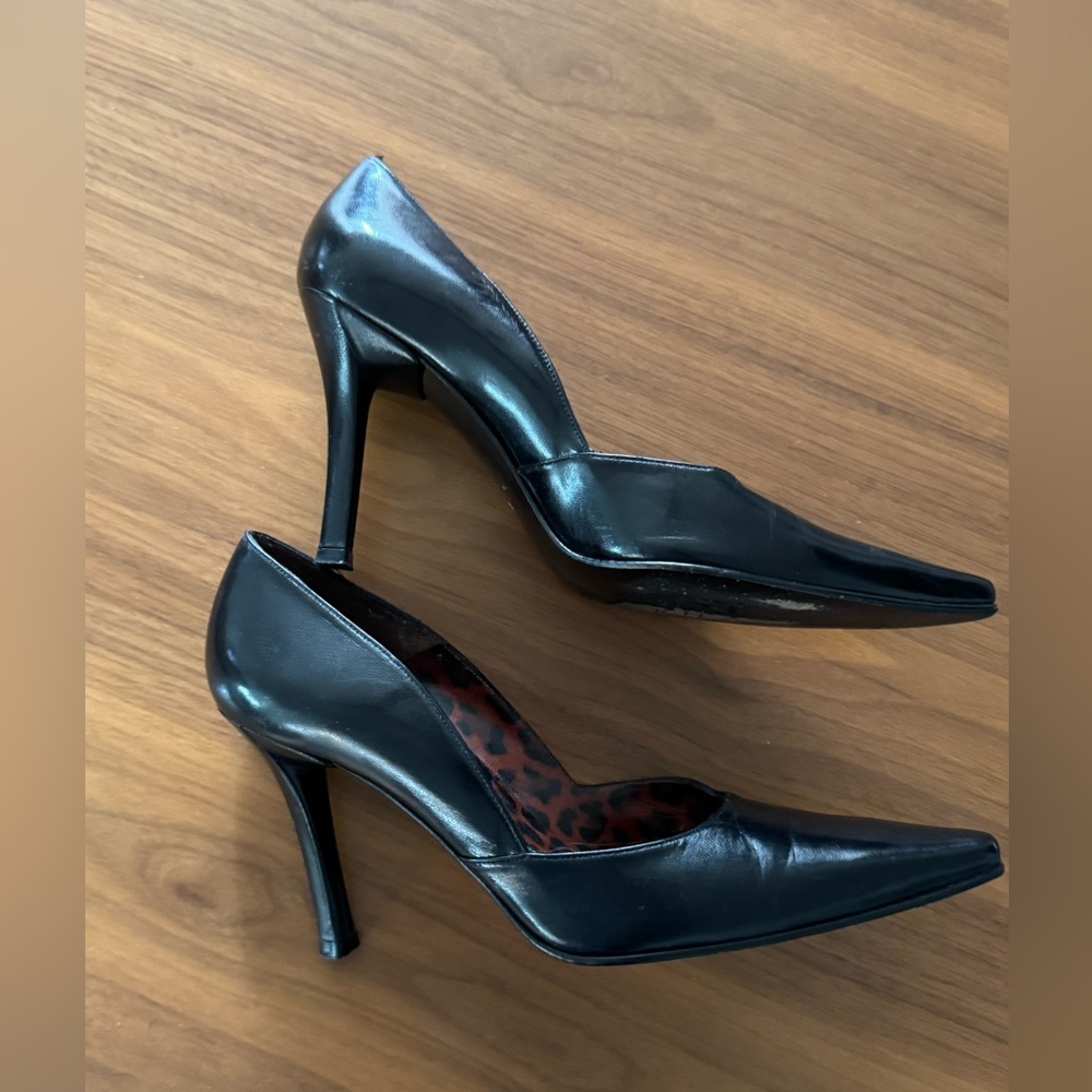 Stuart Weitzman Leather Pumps - Picture 4 of 8